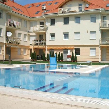 Mirage Wellness Apartman Гайдусобосло Екстер'єр фото